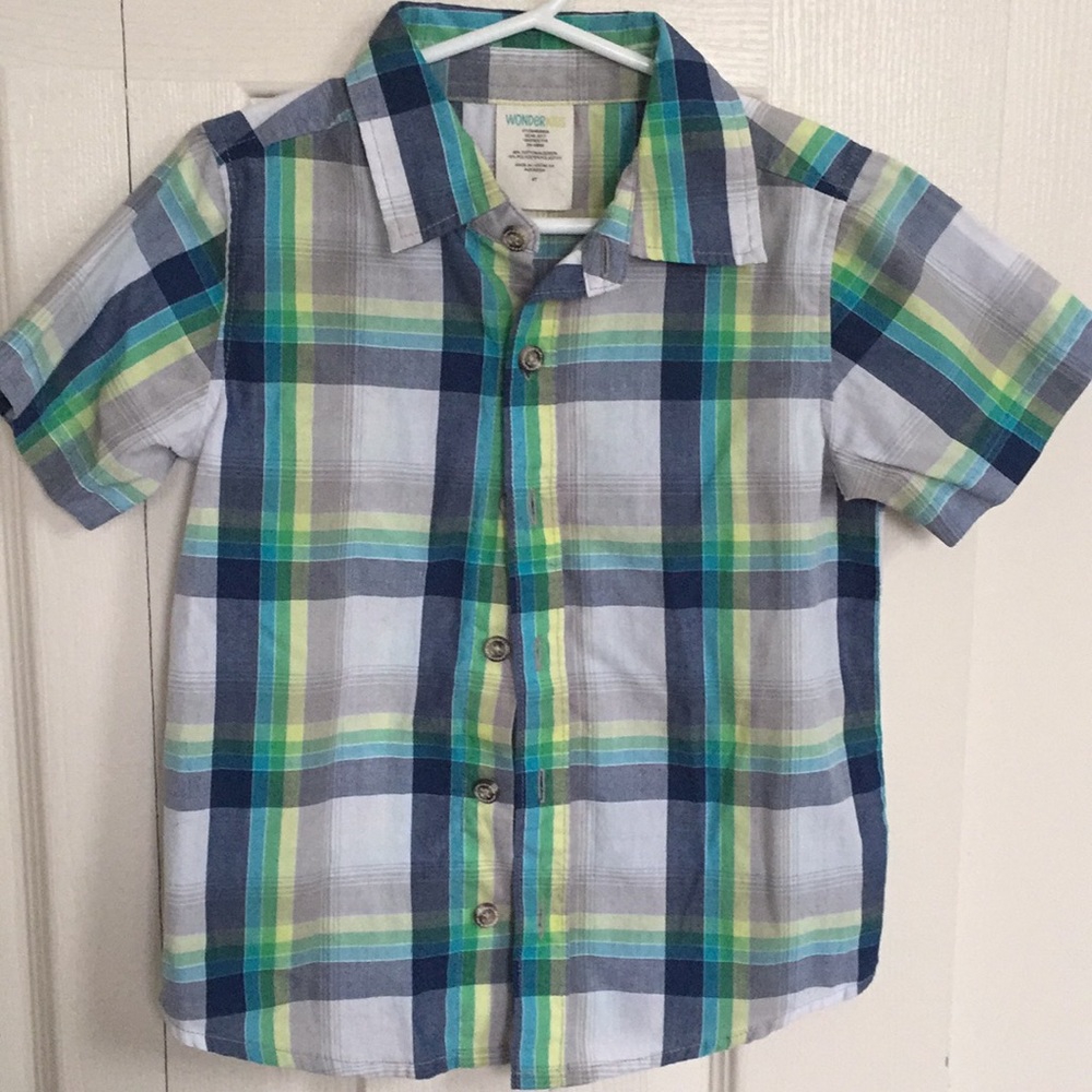WonderKids 4T Button-down Short Sleeved Shirt